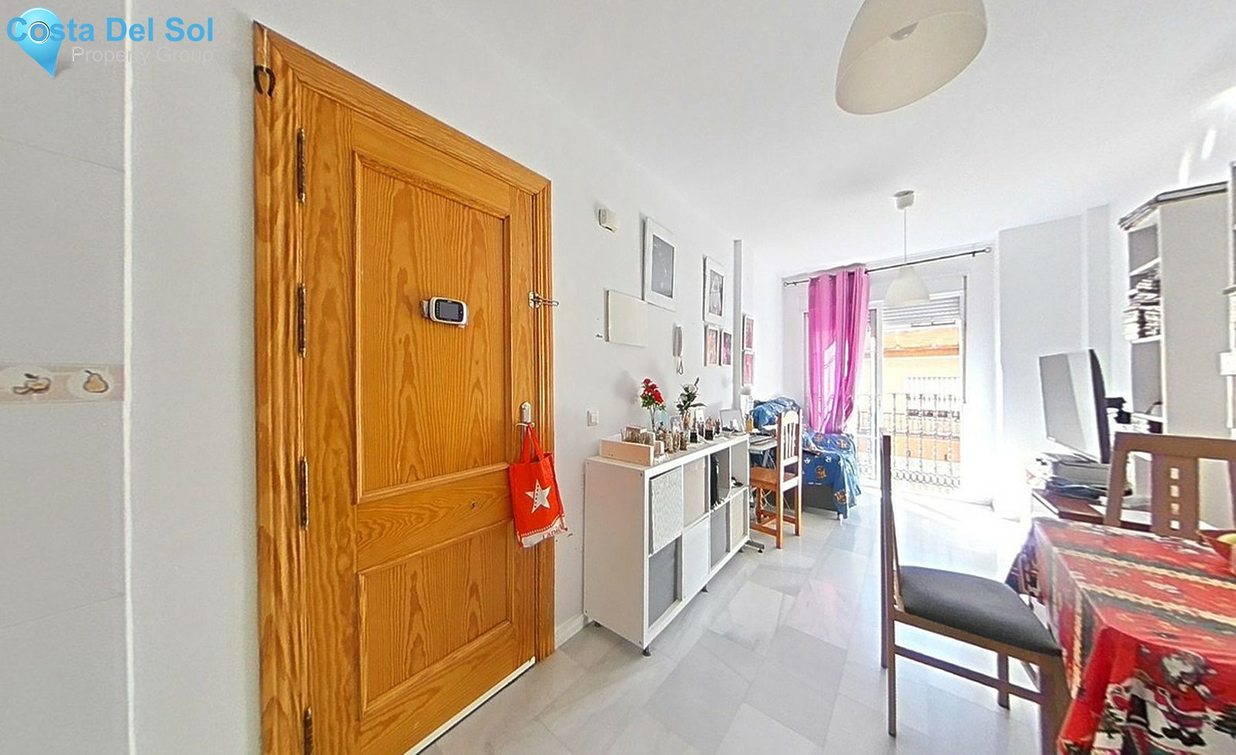 Middle Floor Apartment in Las Lagunas-1260696