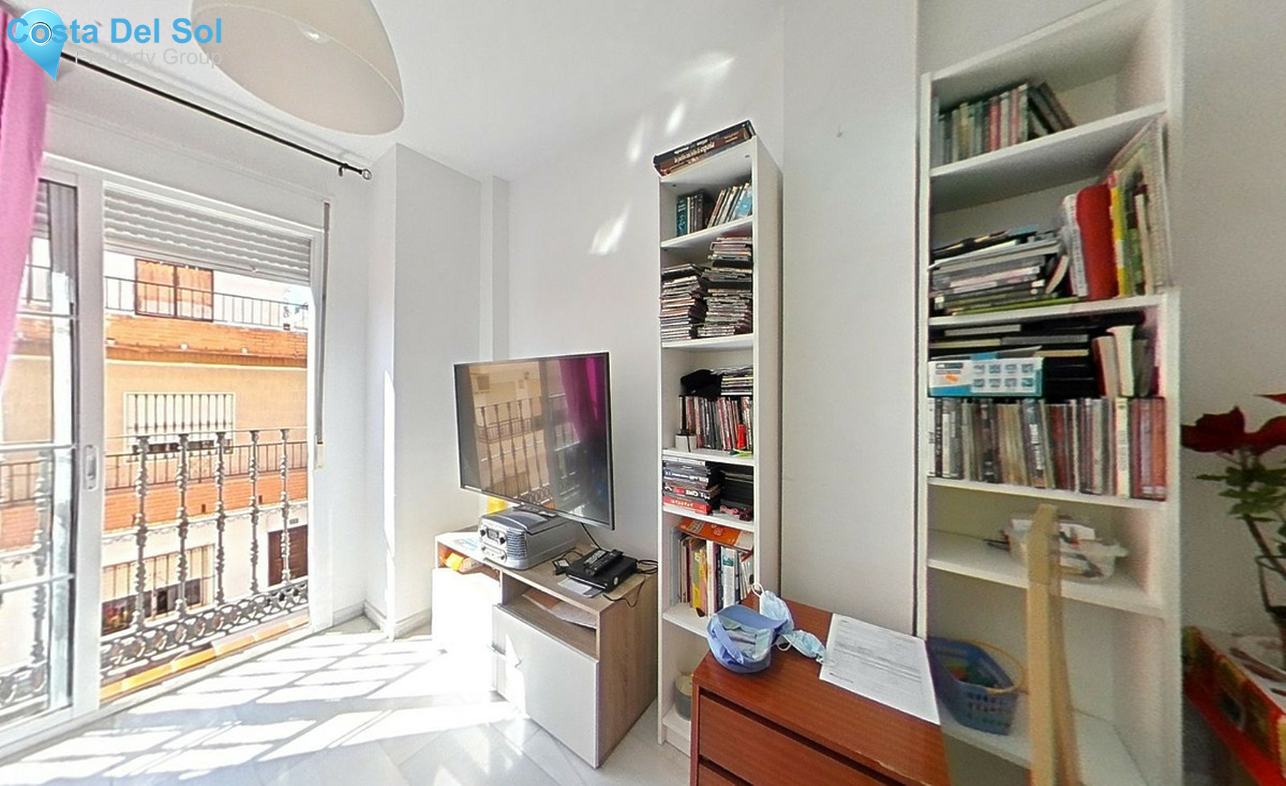 Middle Floor Apartment in Las Lagunas-1260680