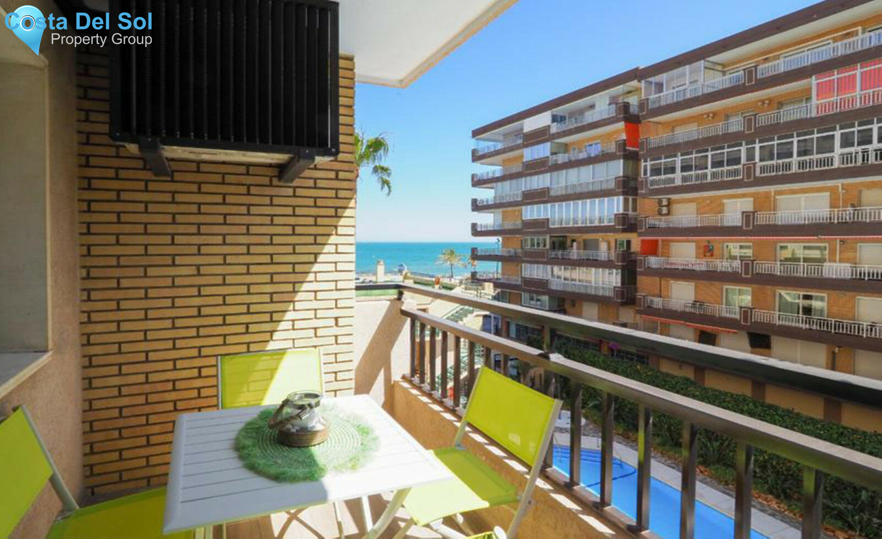 Middle Floor Apartment in Los Boliches-1373101