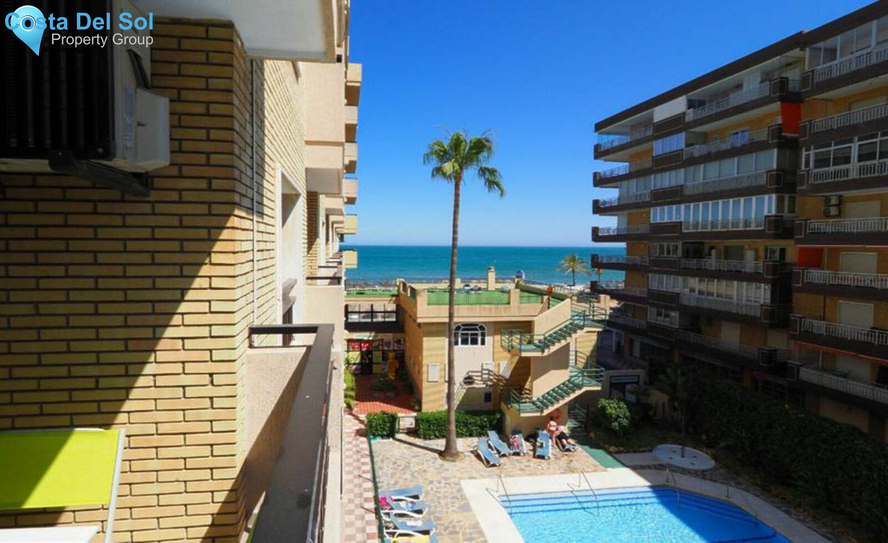Middle Floor Apartment in Los Boliches-1163990
