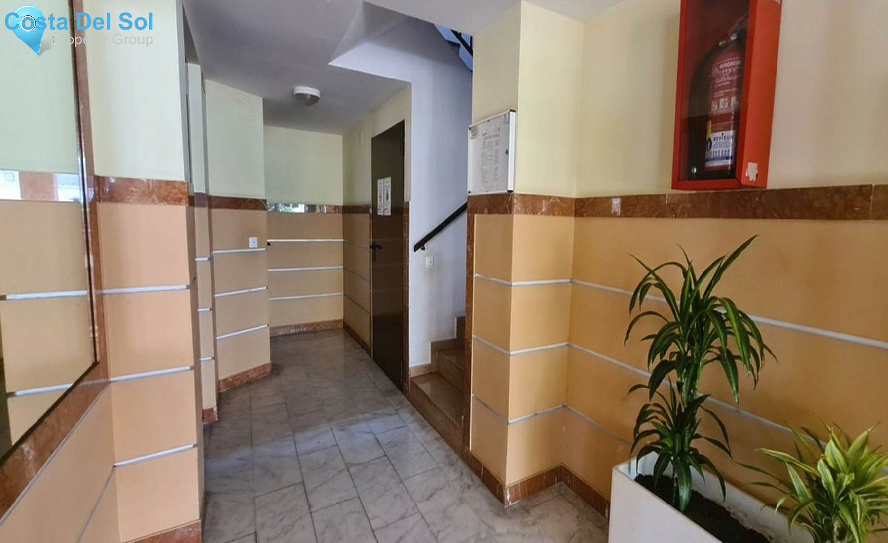 Middle Floor Apartment in Los Pacos-1502404