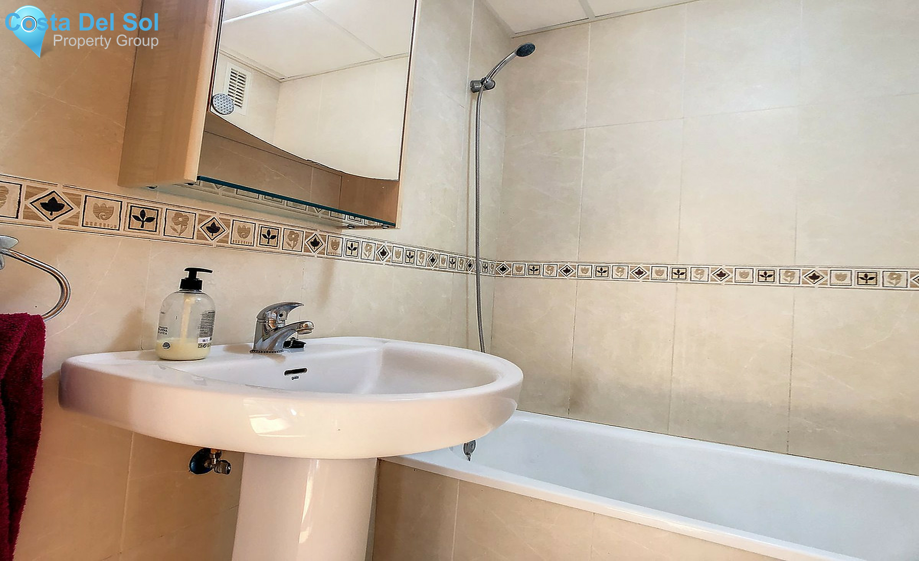 Middle Floor Apartment in Los Pacos-1554751