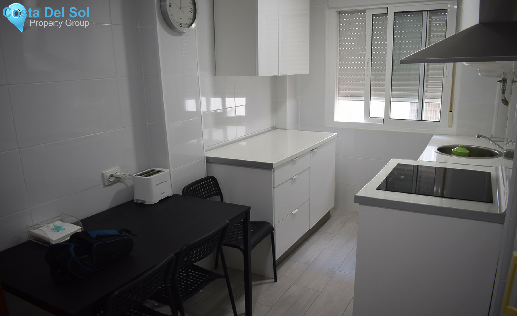 Middle Floor Apartment in Malaga Centro-1292093