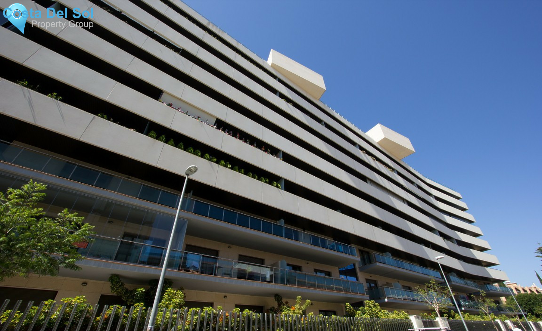 Middle Floor Apartment in Marbella-1256399