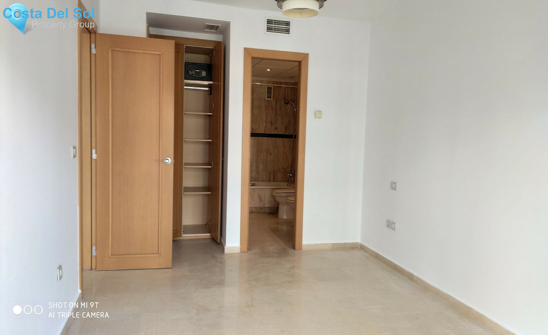 Middle Floor Apartment in Marbella-1256393