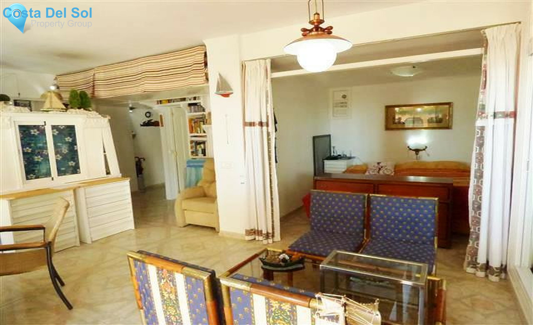 Middle Floor Apartment in Marbella-1291755