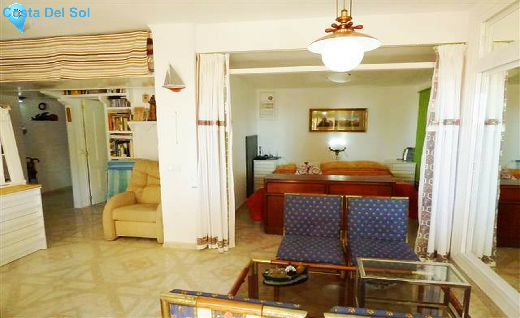 Middle Floor Apartment in Marbella-1291757