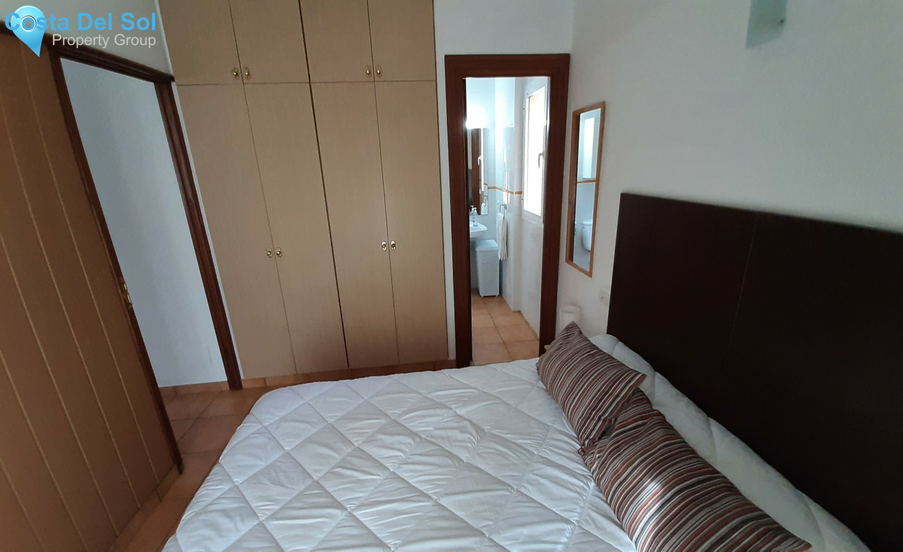 Middle Floor Apartment in Marbella-1309911
