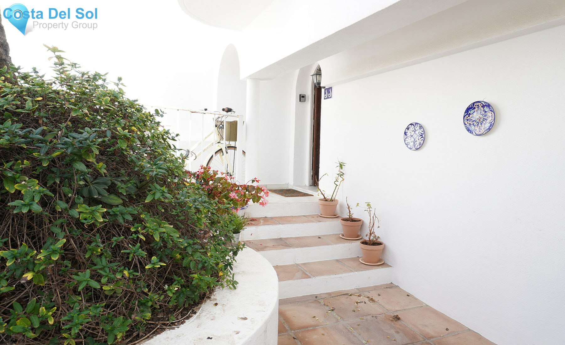 Middle Floor Apartment in Marbella-1311861