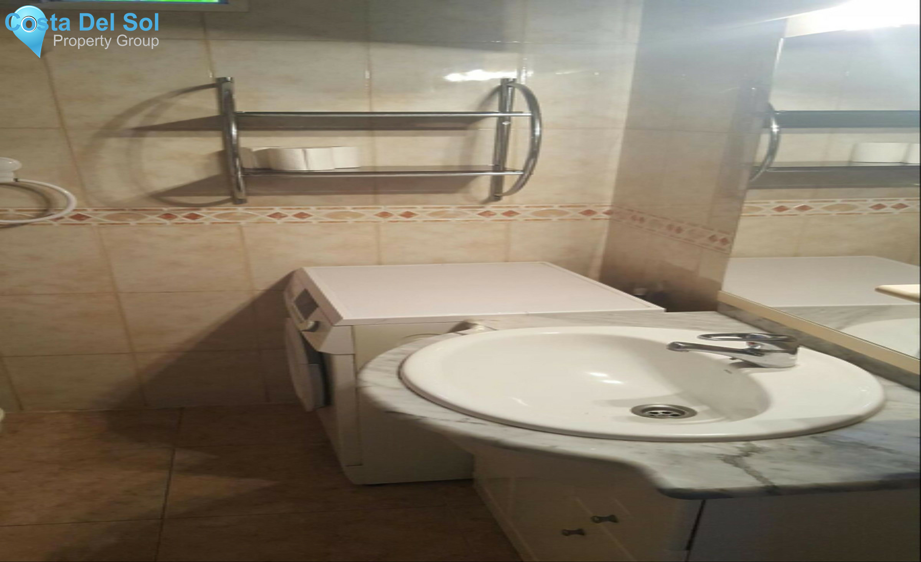 Middle Floor Apartment in Marbella-1356125
