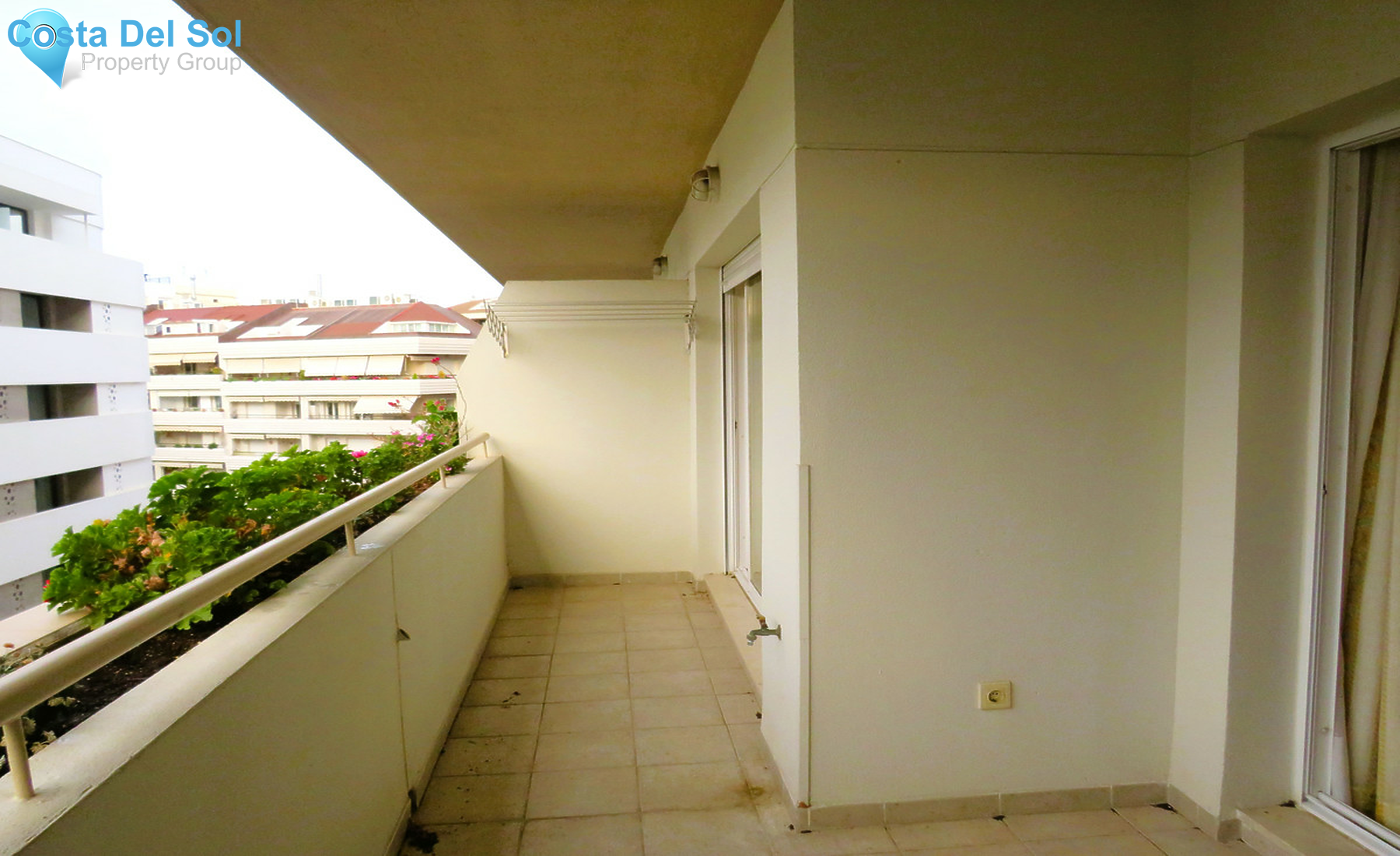 Middle Floor Apartment in Marbella-1374797