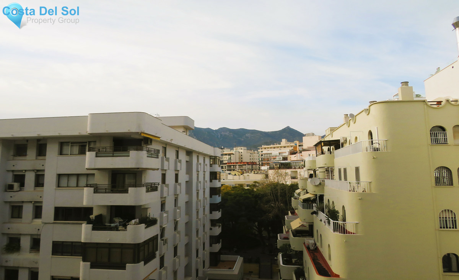 Middle Floor Apartment in Marbella-1374800