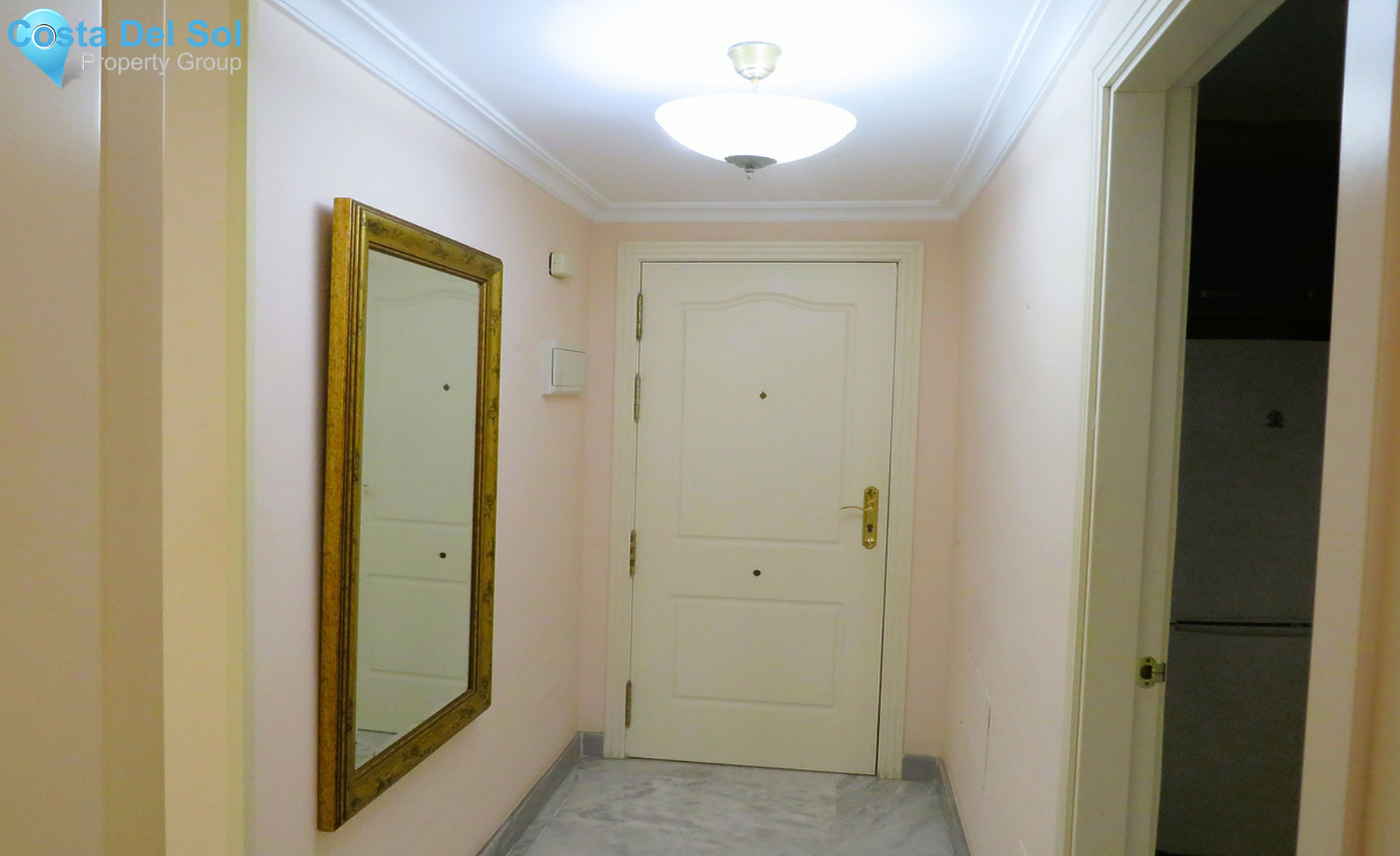 Middle Floor Apartment in Marbella-1374805