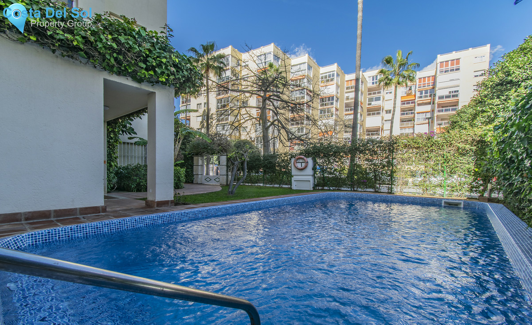 Middle Floor Apartment in Marbella-1377207
