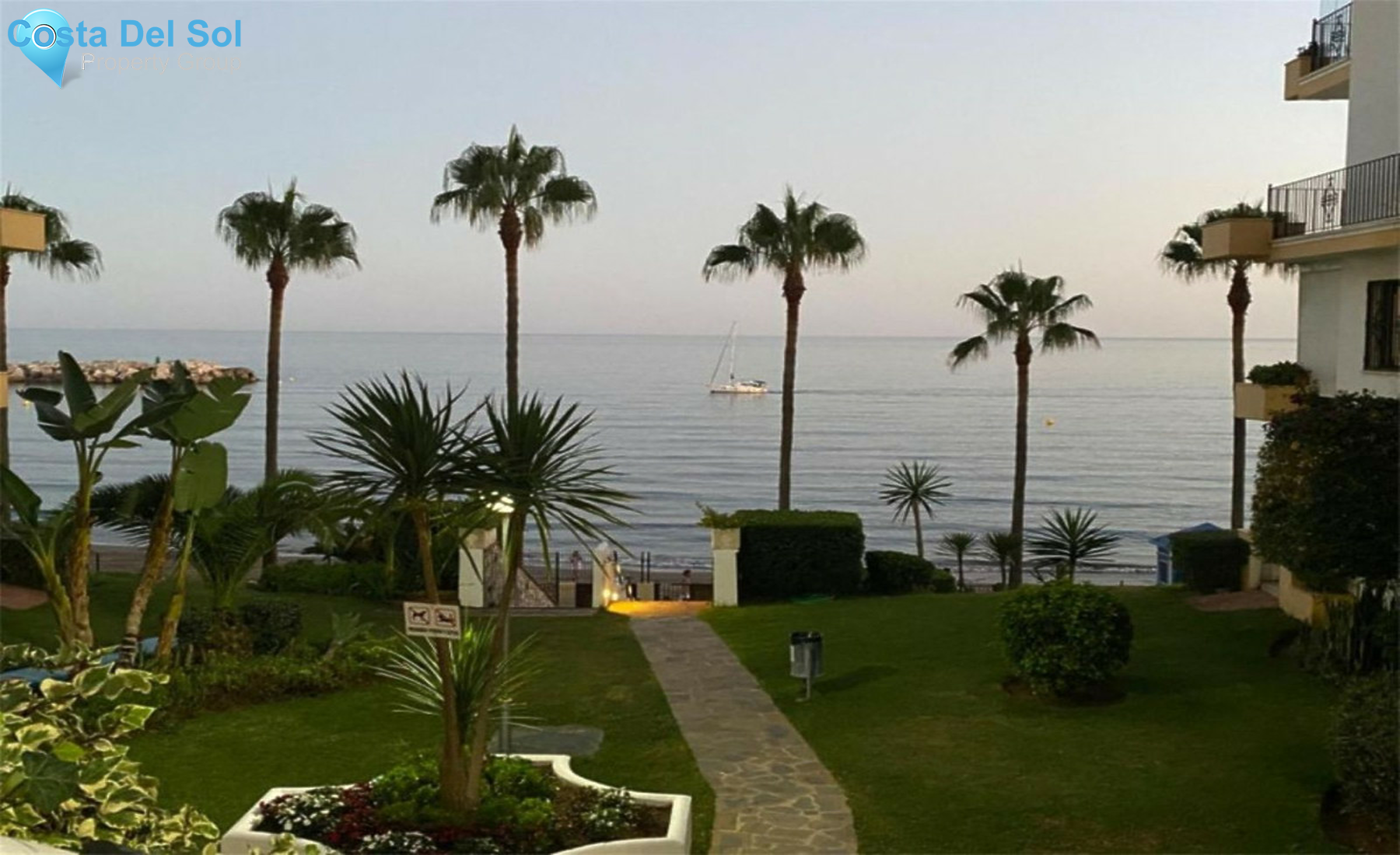 Middle Floor Apartment in Marbella-1410116