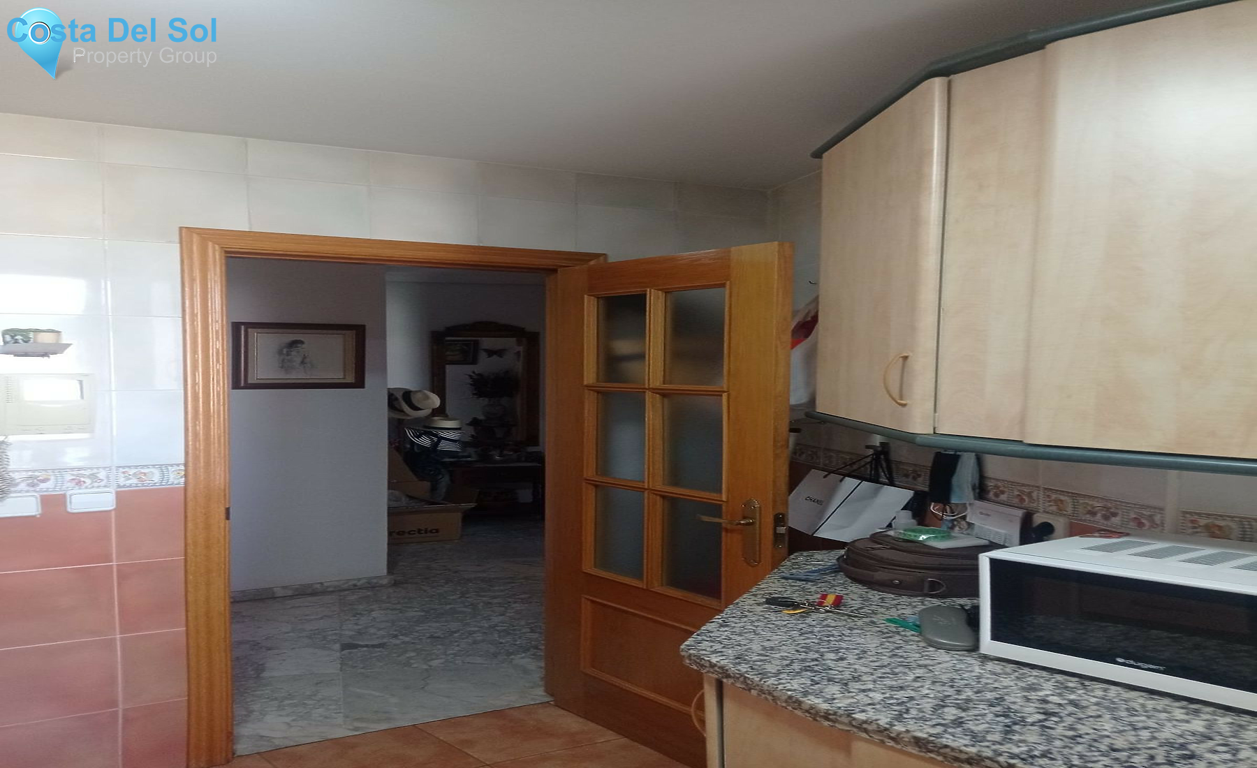Middle Floor Apartment in Marbella-1436728