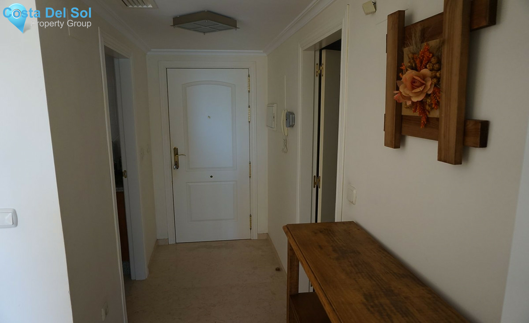 Middle Floor Apartment in Marbella-1507160
