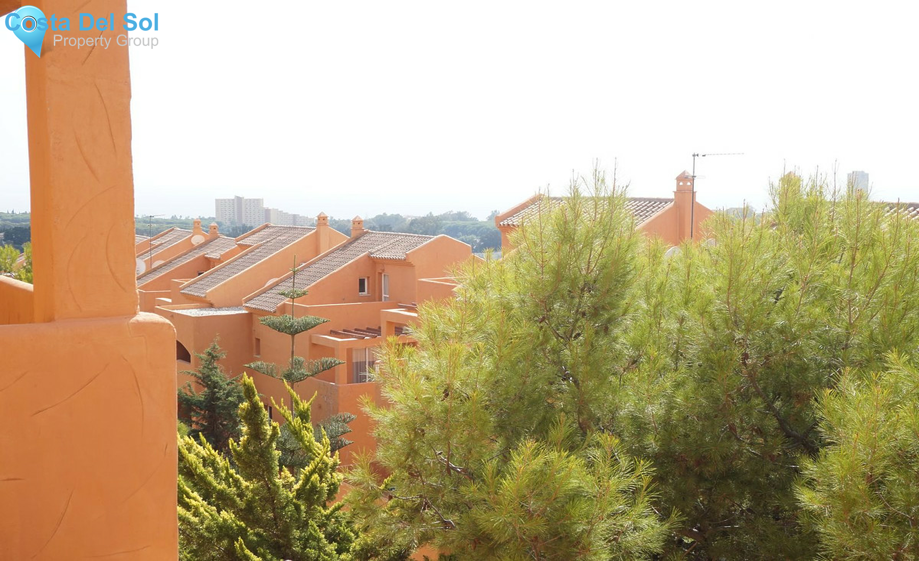 Middle Floor Apartment in Marbella-1507150