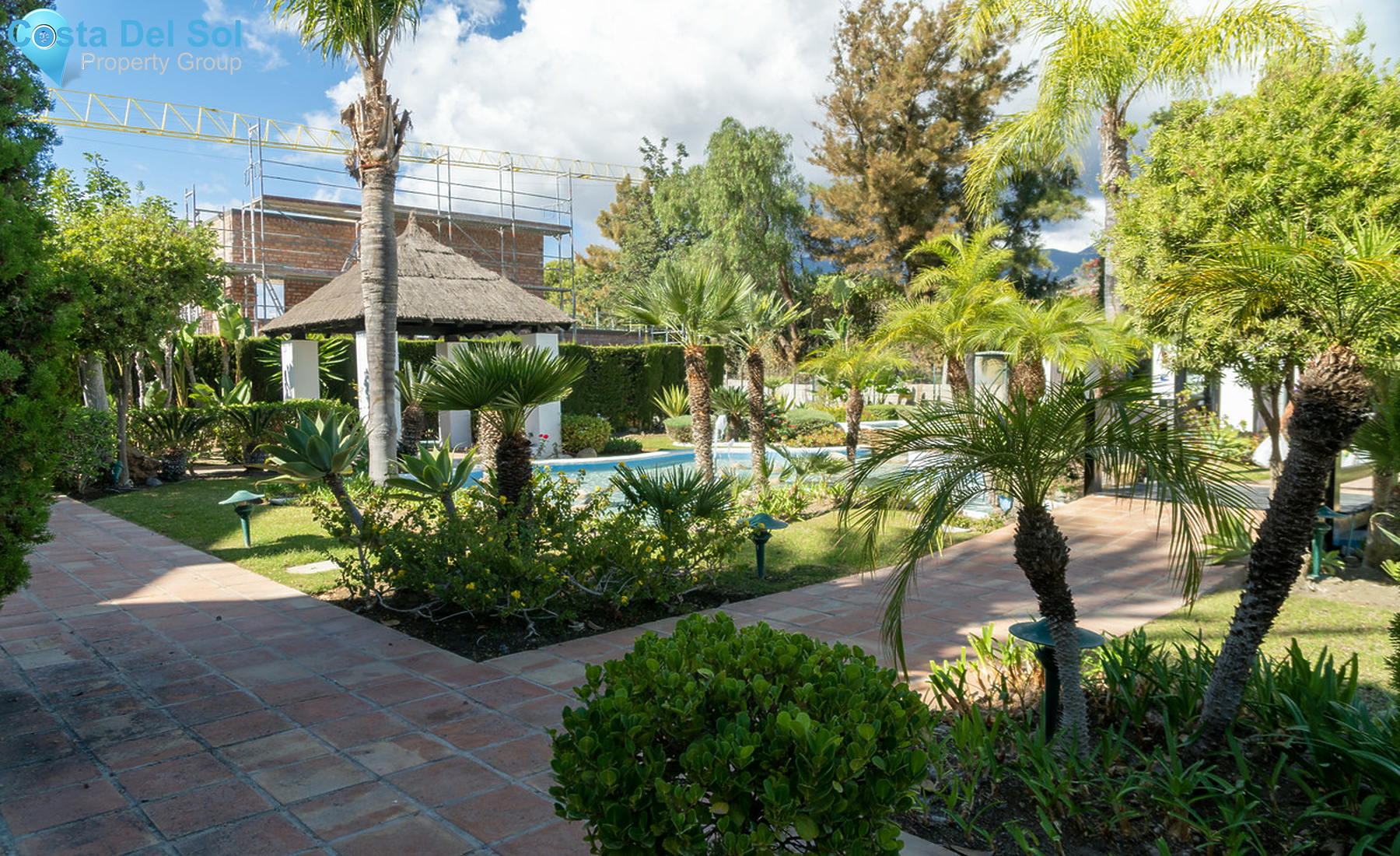 Middle Floor Apartment in Marbella-696216