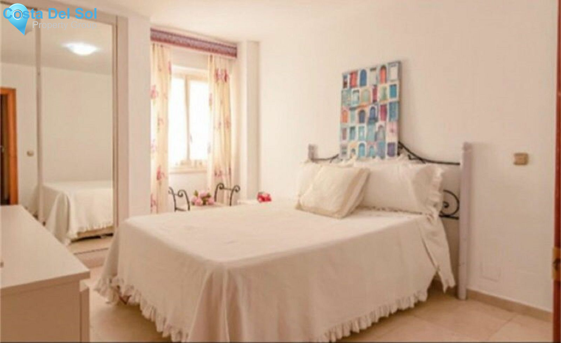 Middle Floor Apartment in Marbella-1128384