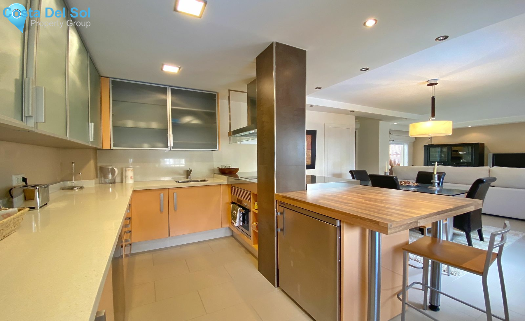 Middle Floor Apartment in Marbella-1137933