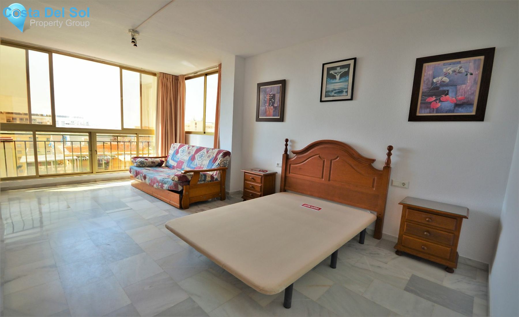 Middle Floor Apartment in Marbella-1140444