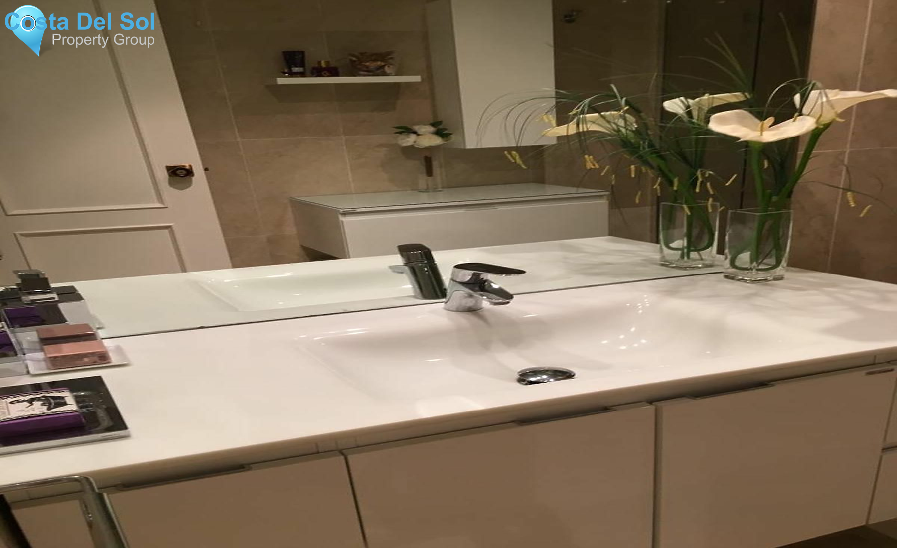 Middle Floor Apartment in Marbella-1151008