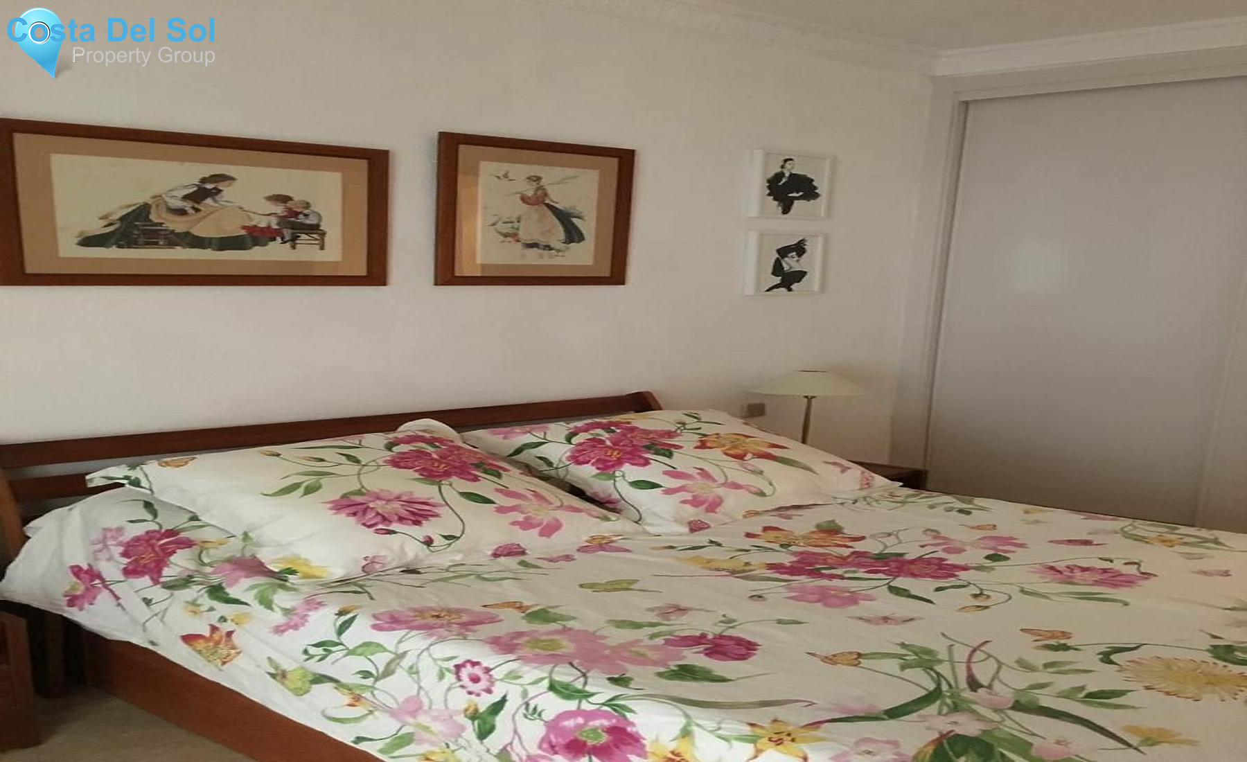 Middle Floor Apartment in Marbella-1150996