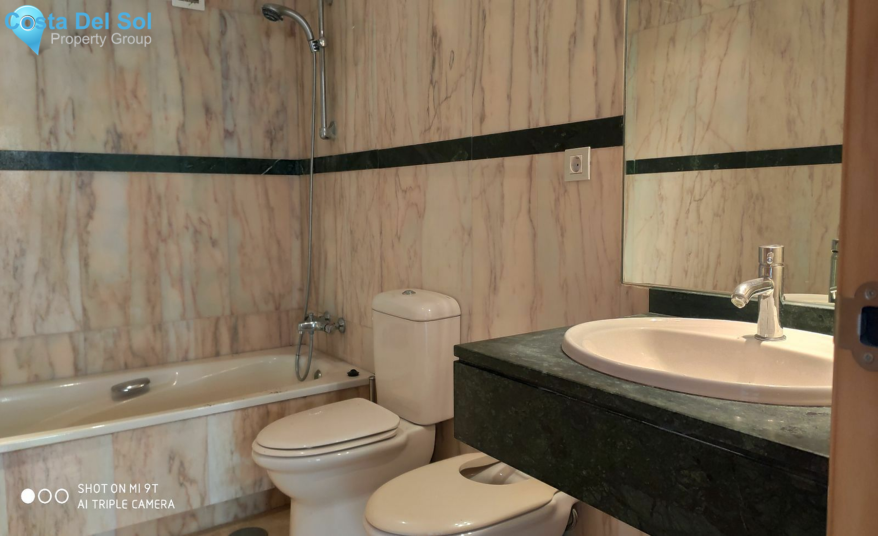 Middle Floor Apartment in Marbella-1155569