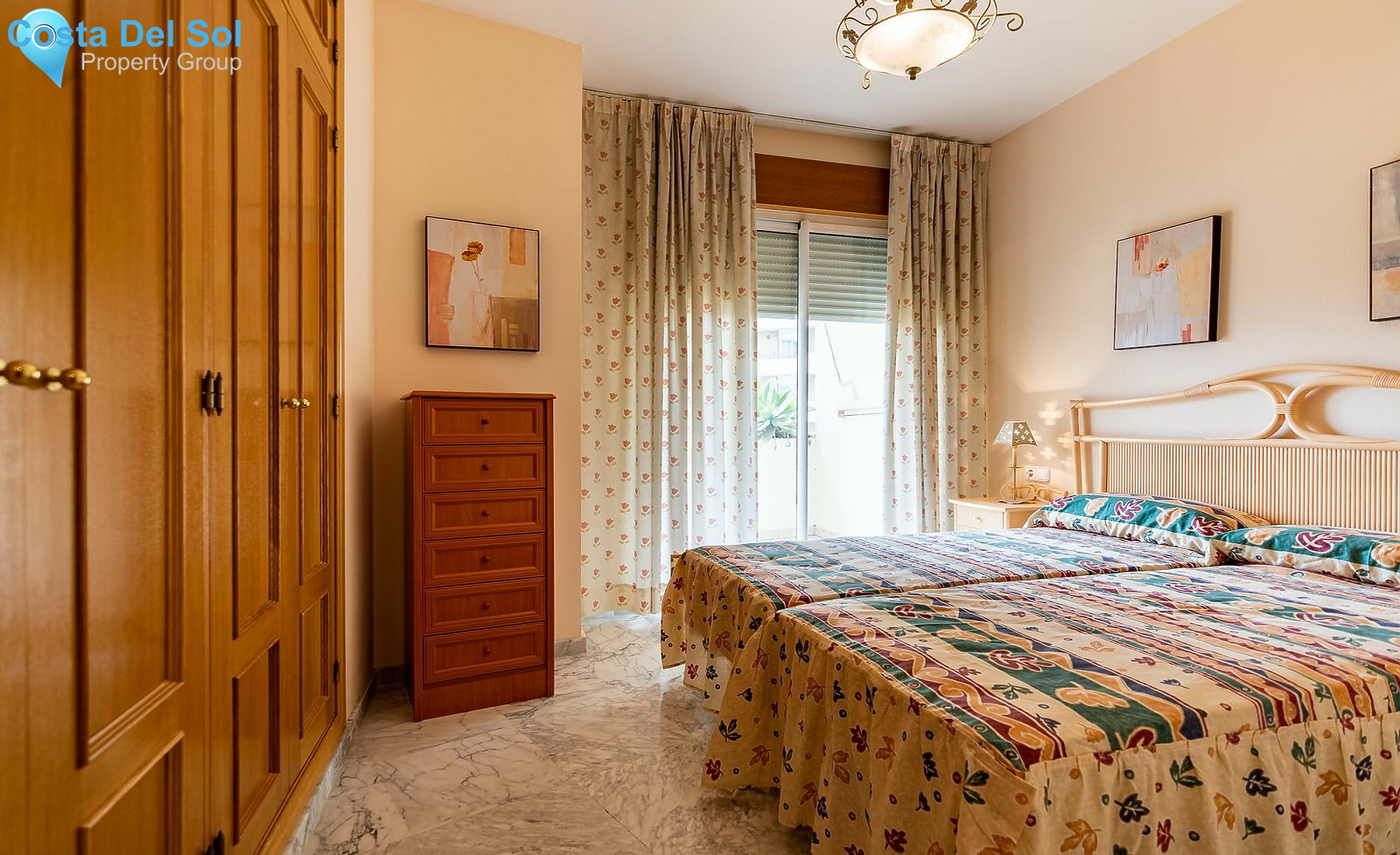 Middle Floor Apartment in Marbella-1184993