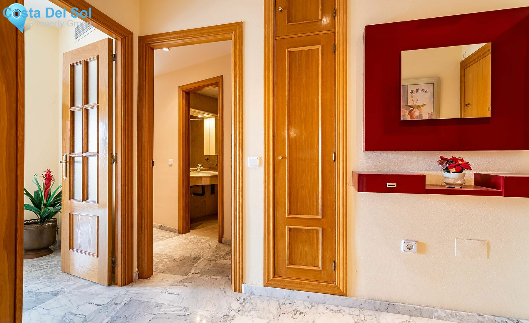Middle Floor Apartment in Marbella-1185003