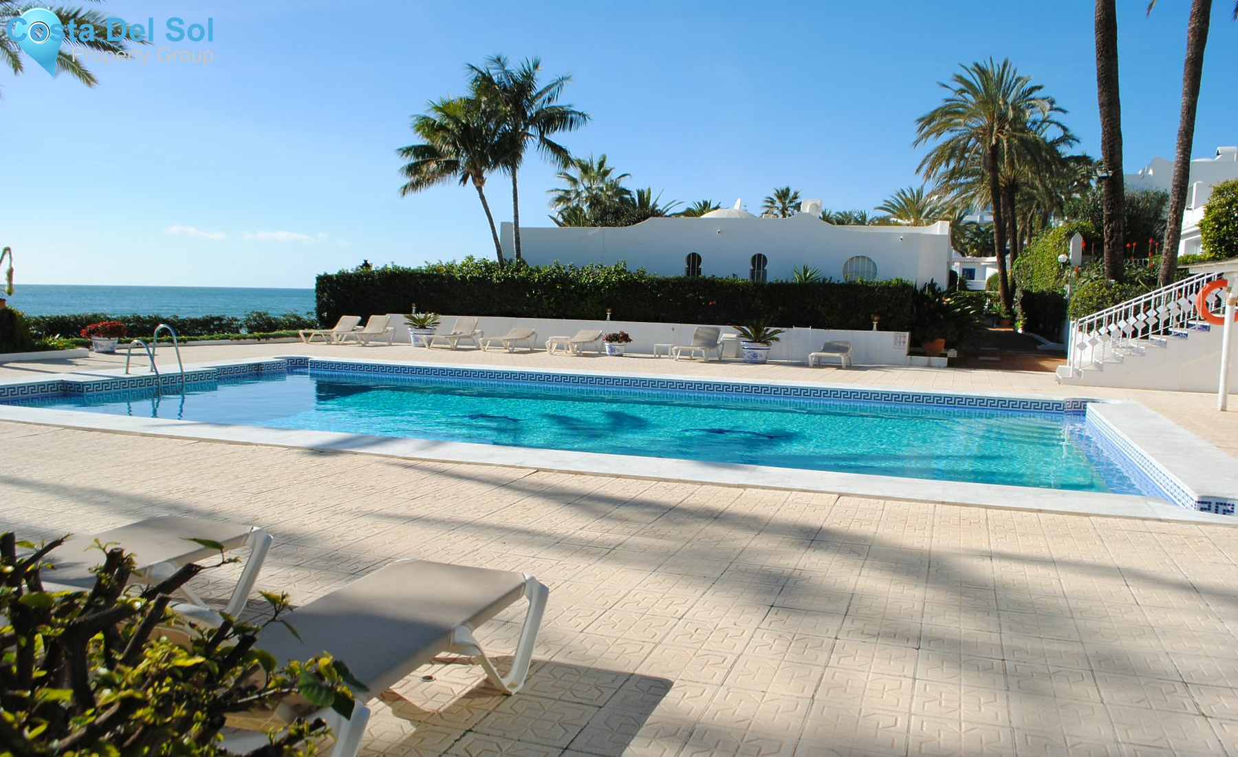 Middle Floor Apartment in Marbella-1203577