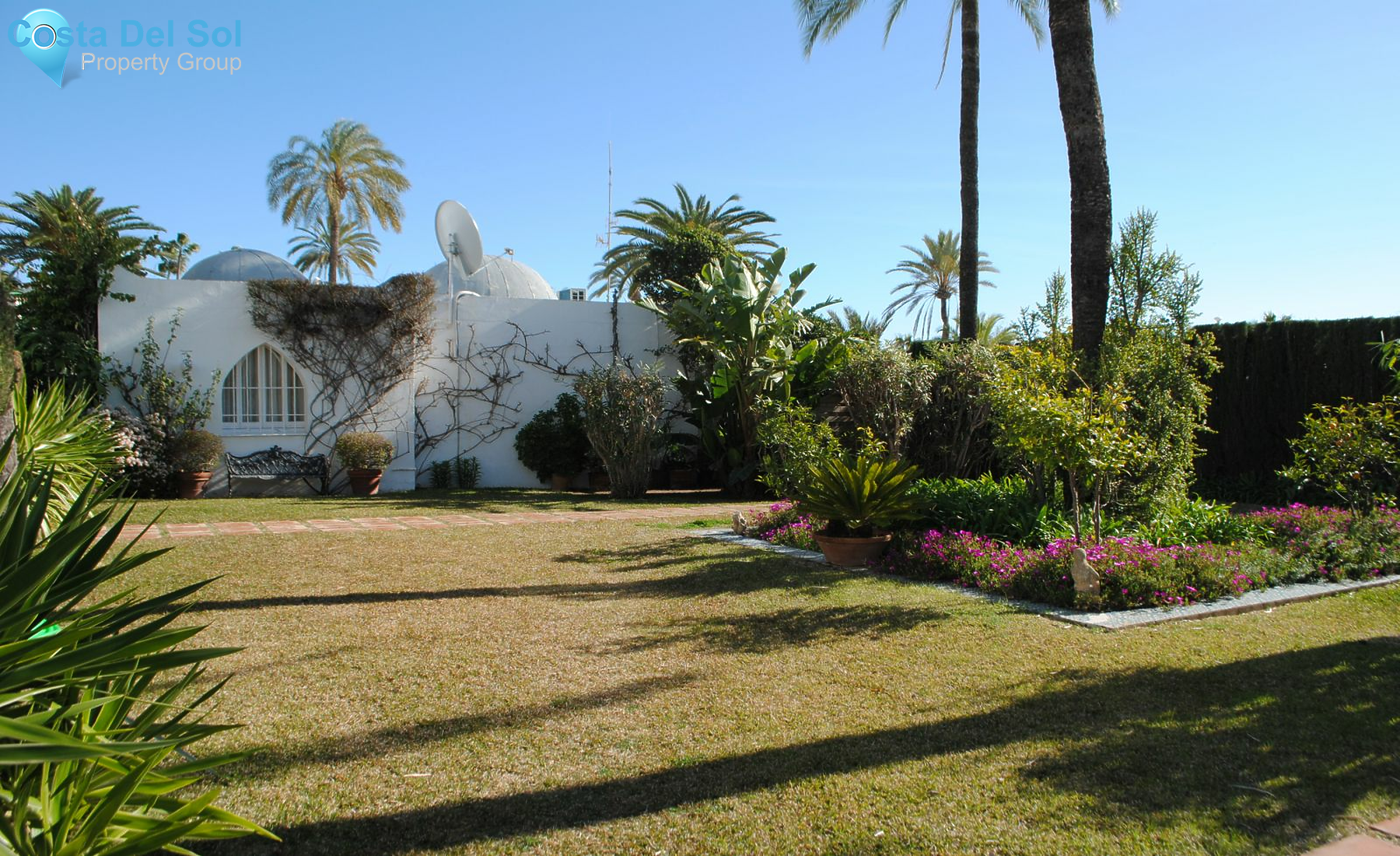 Middle Floor Apartment in Marbella-1203582