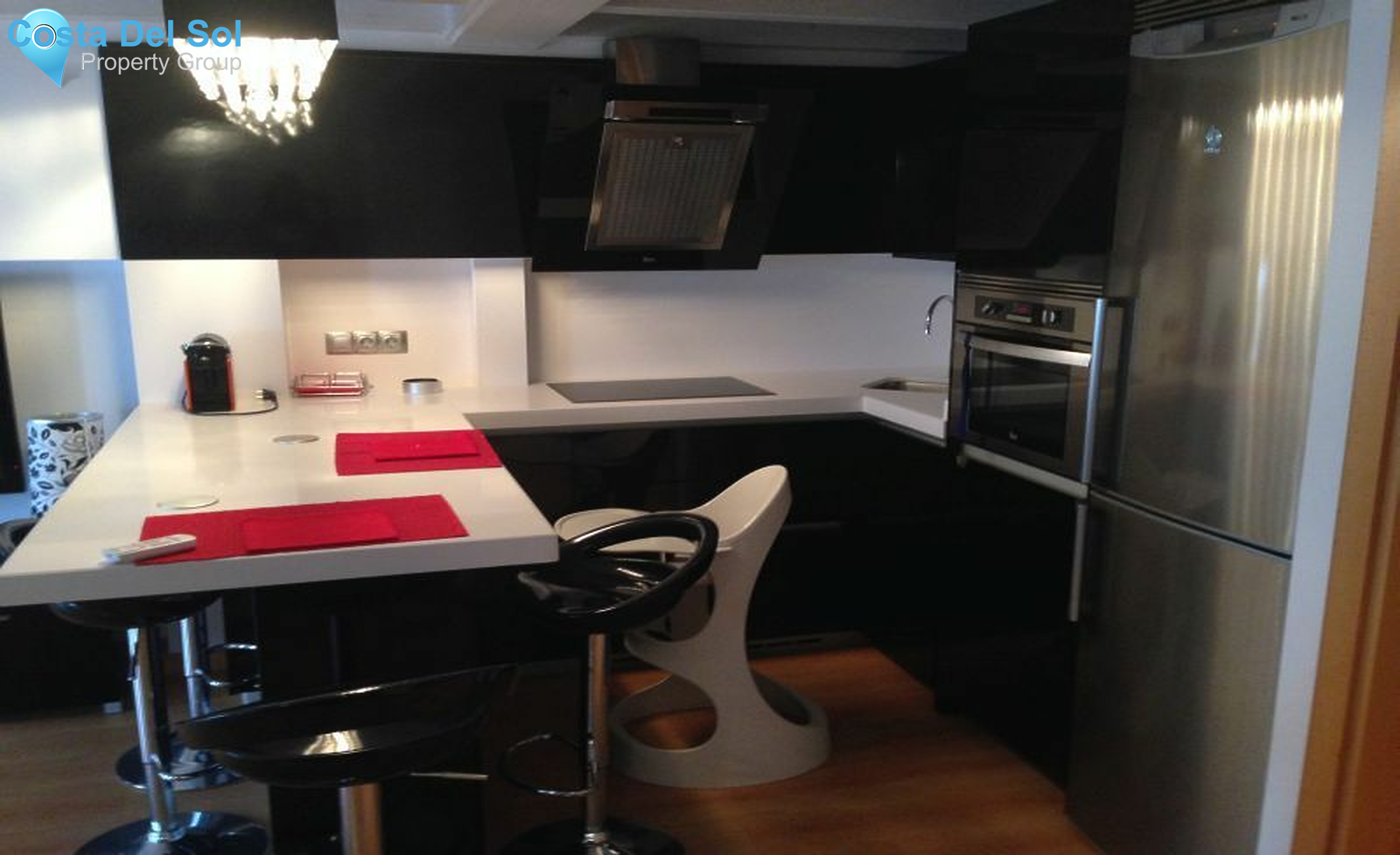Middle Floor Apartment in Marbella-1206829