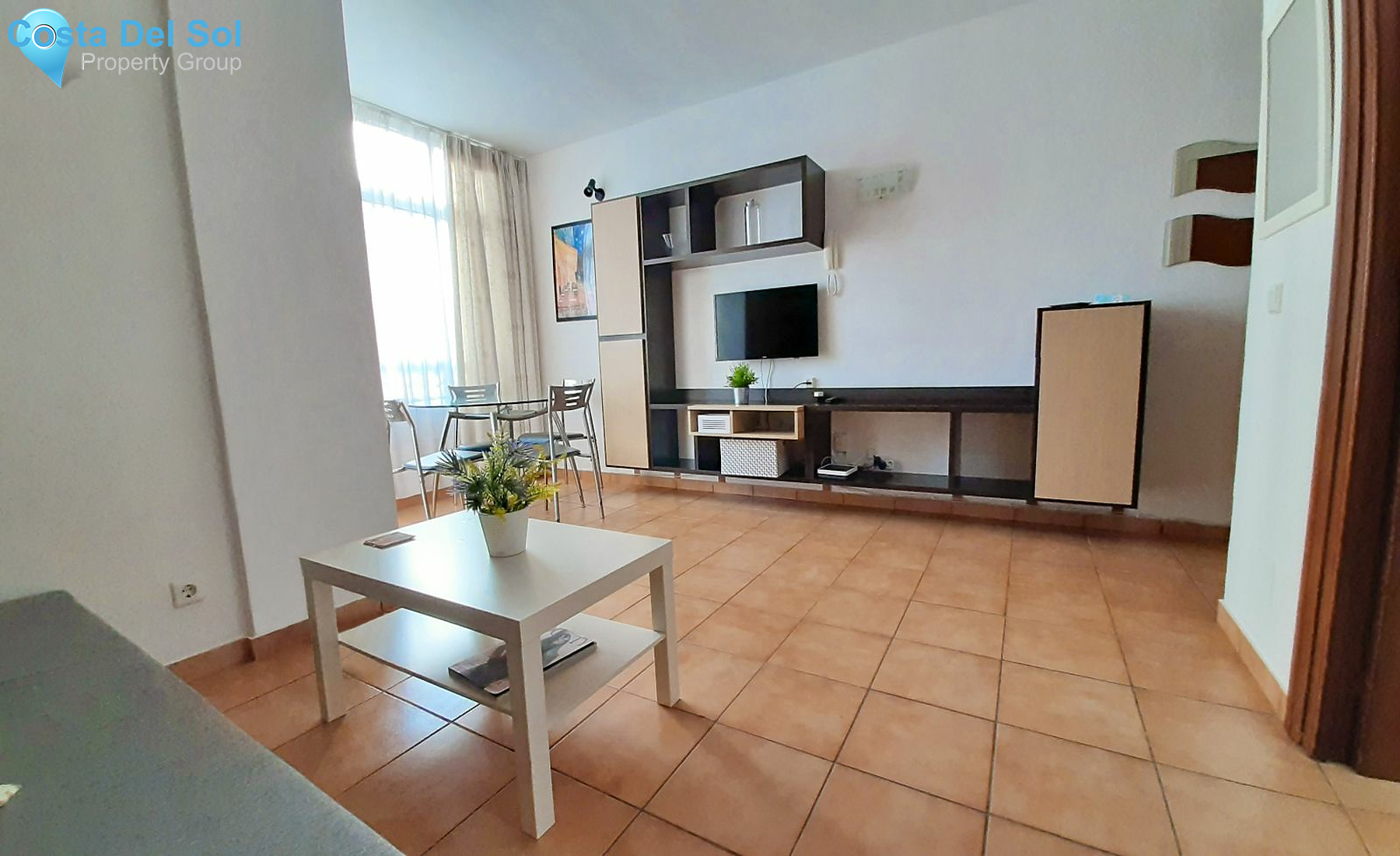Middle Floor Apartment in Marbella-1207046