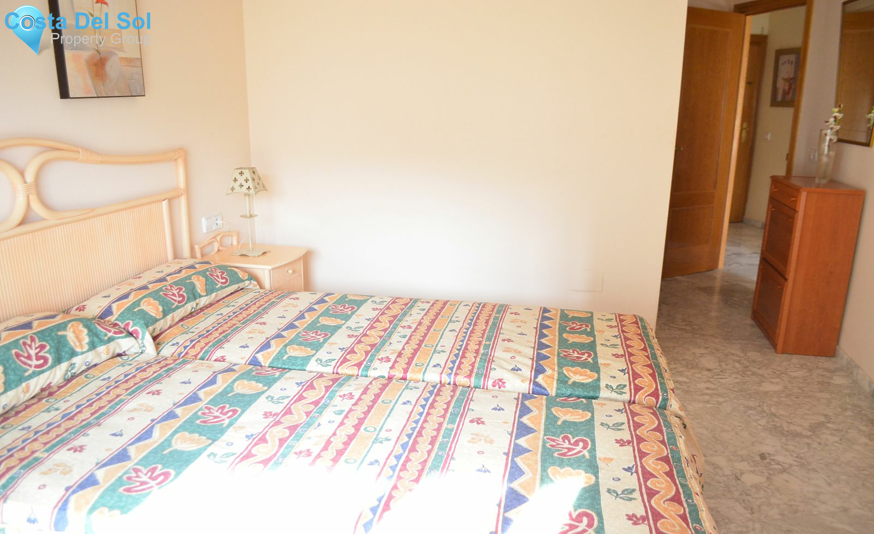 Middle Floor Apartment in Marbella-1396244