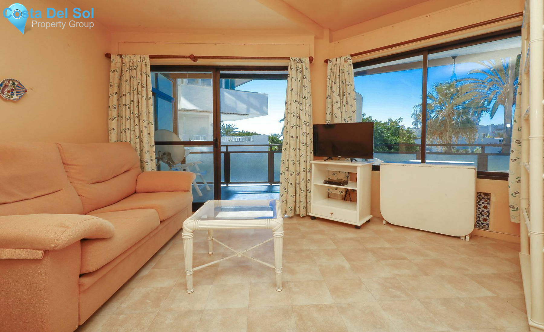 Middle Floor Apartment in Marbella-1485352