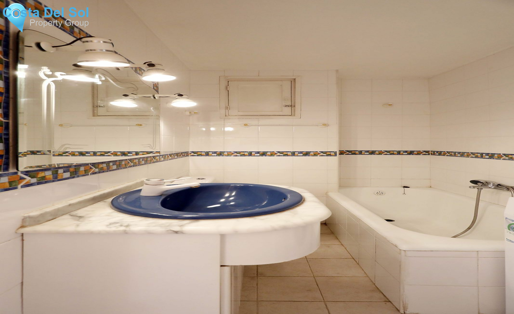 Middle Floor Apartment in Marbella-1485364