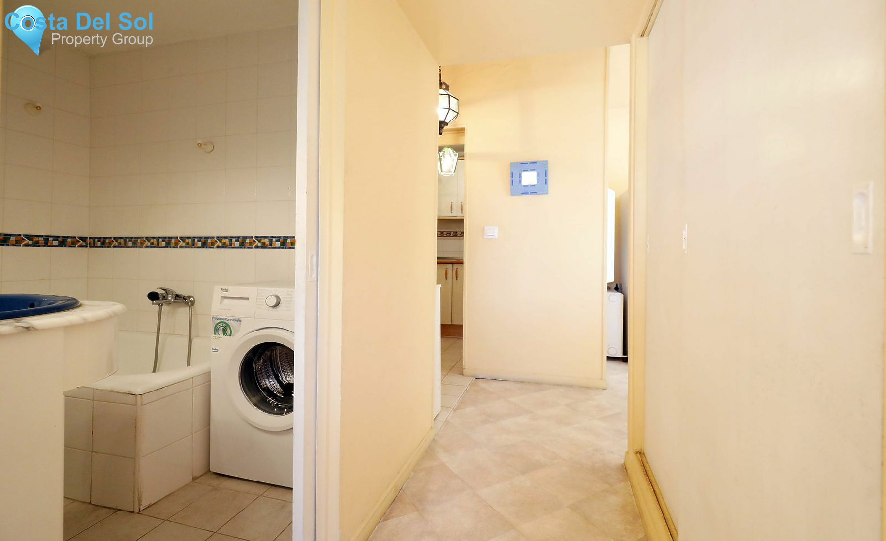 Middle Floor Apartment in Marbella-1485367