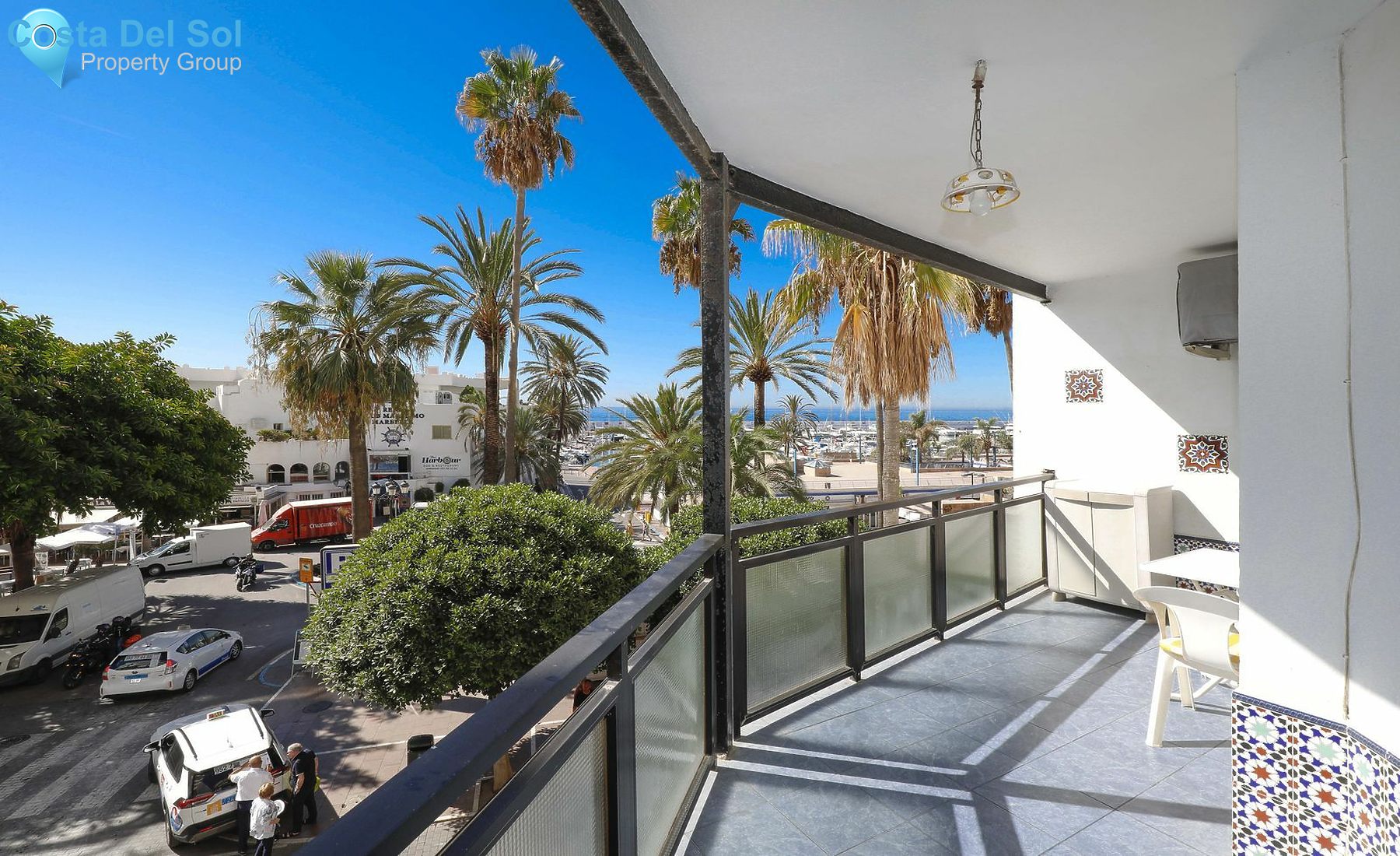 Middle Floor Apartment in Marbella-1485354