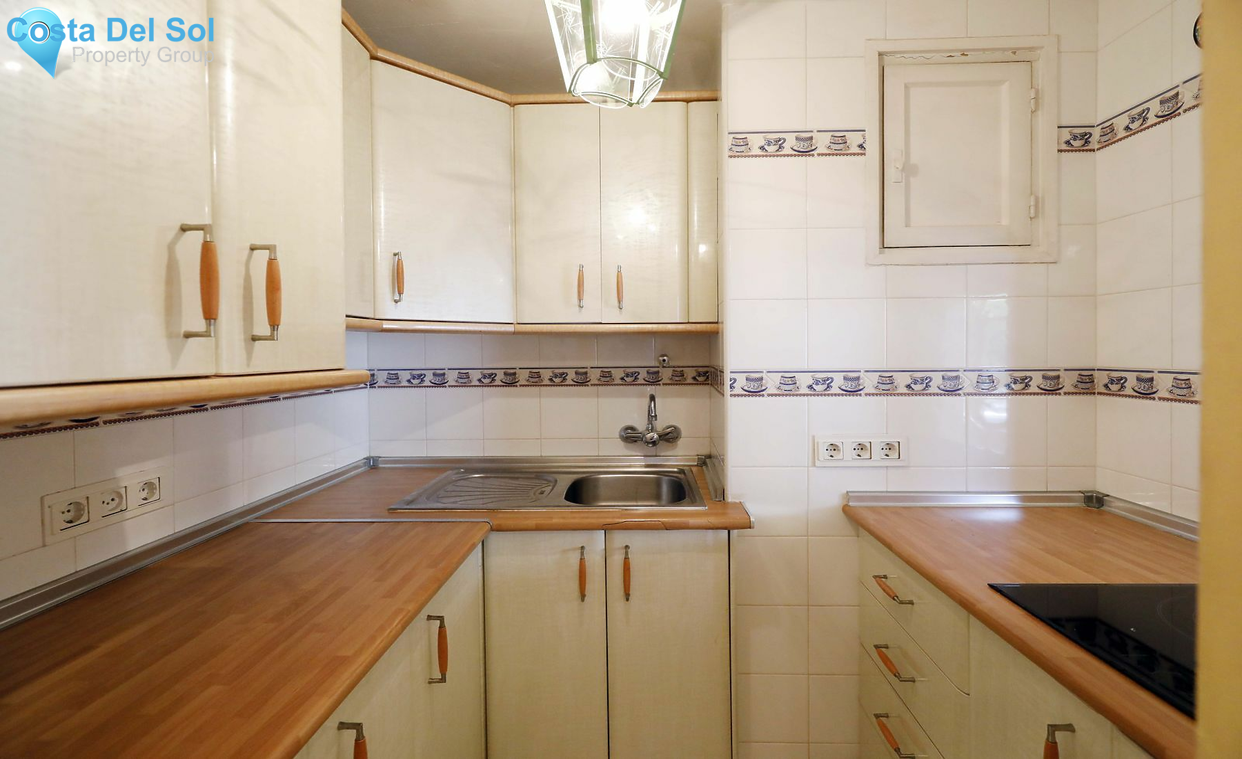 Middle Floor Apartment in Marbella-1485355