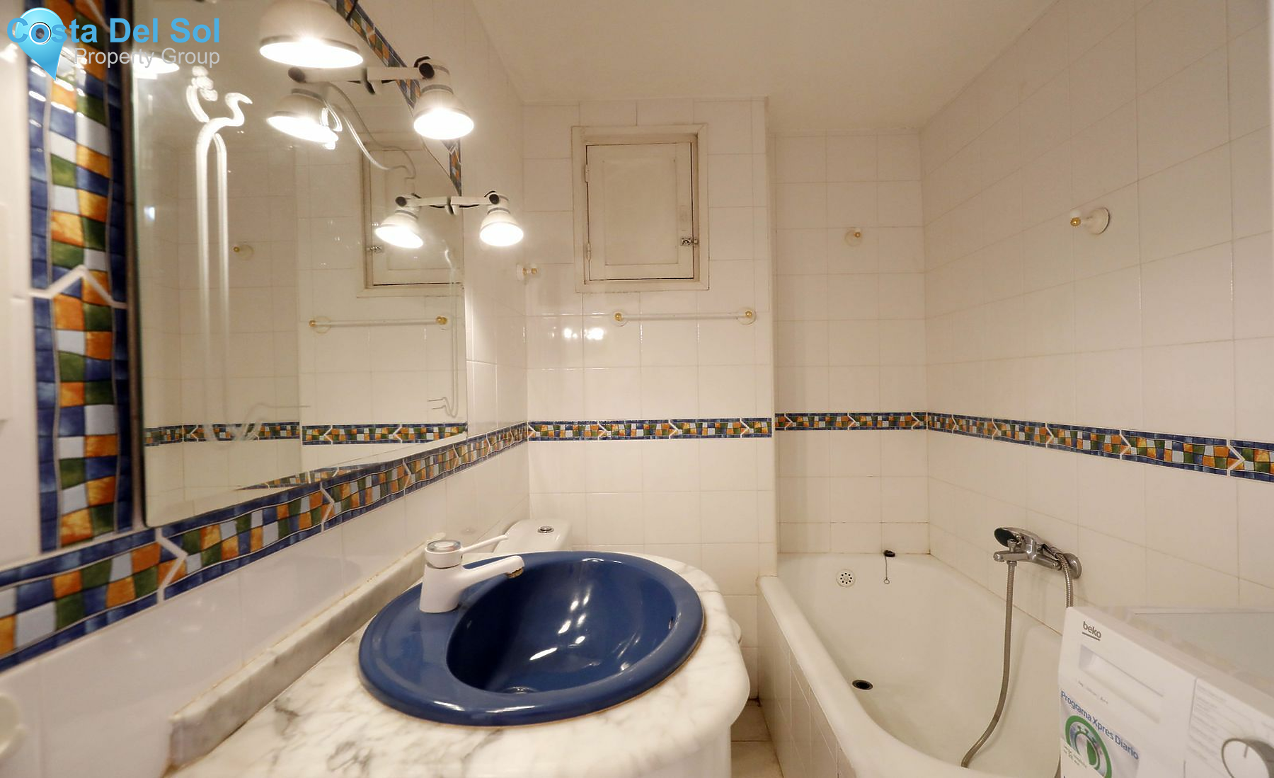 Middle Floor Apartment in Marbella-1485356