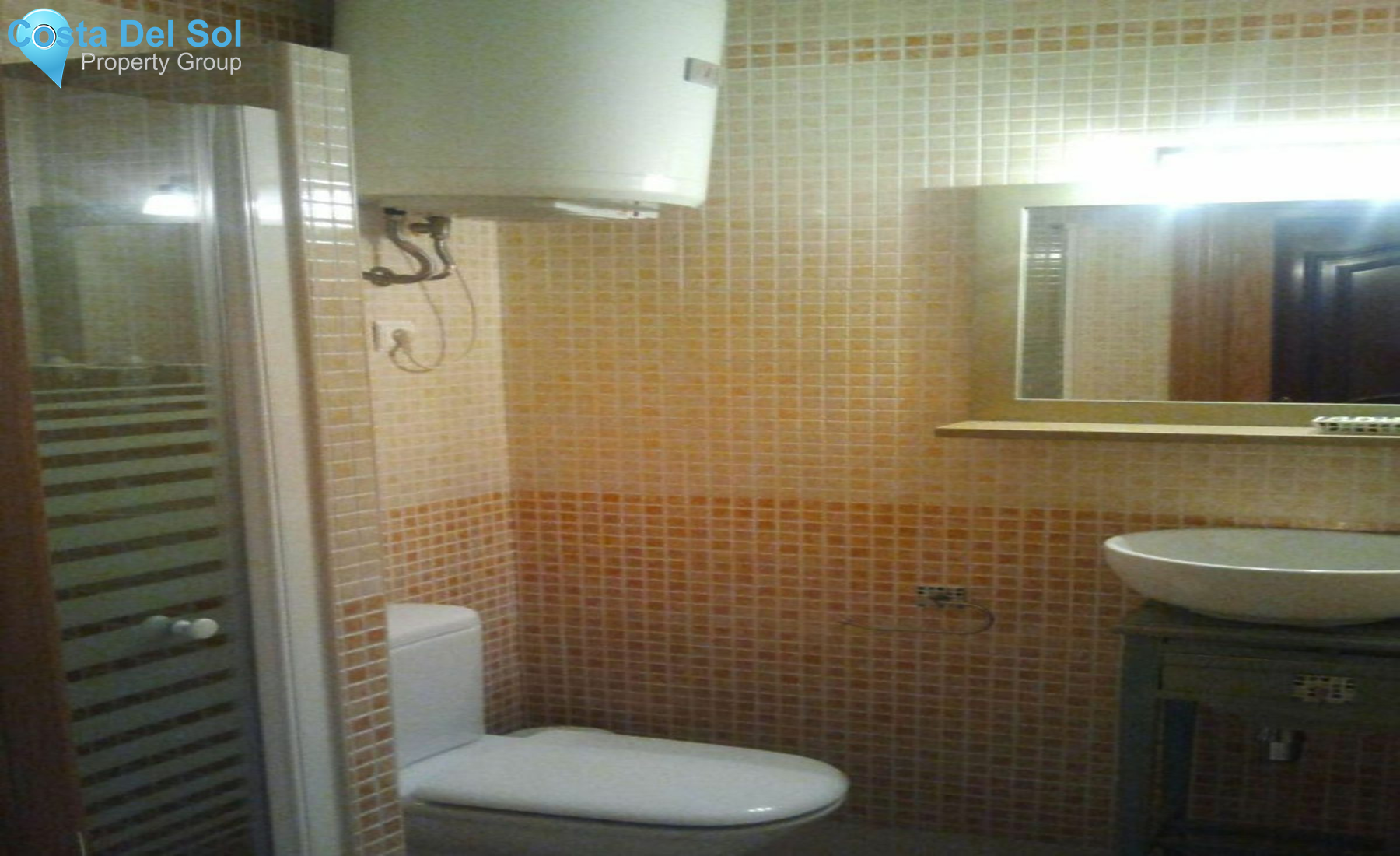 Middle Floor Apartment in Marbella-1488338