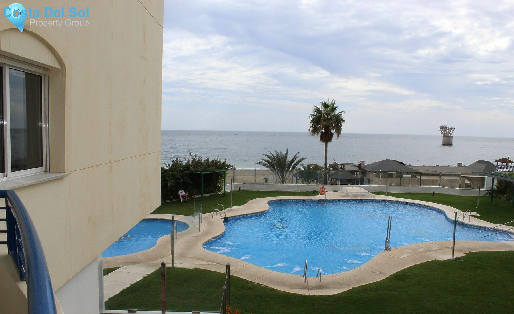 Middle Floor Apartment in Marbella-1494036