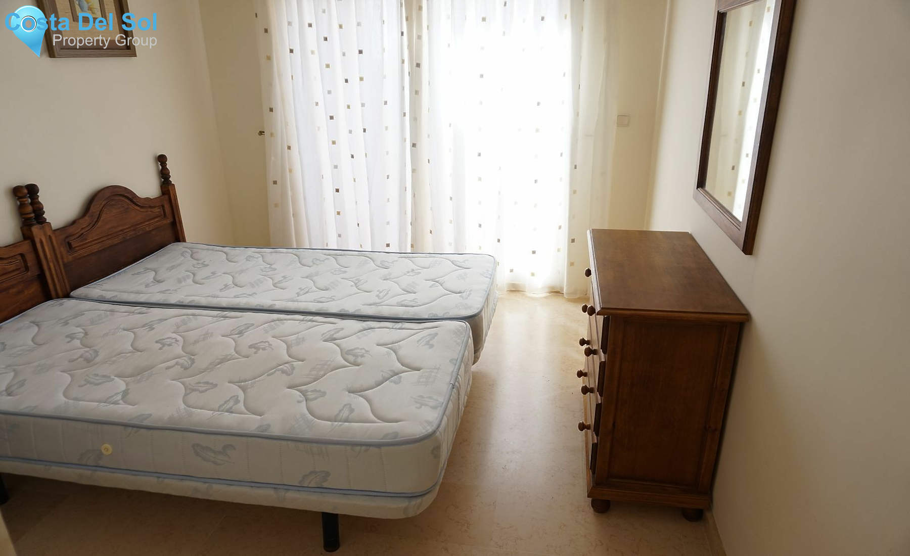 Middle Floor Apartment in Marbella-1495504