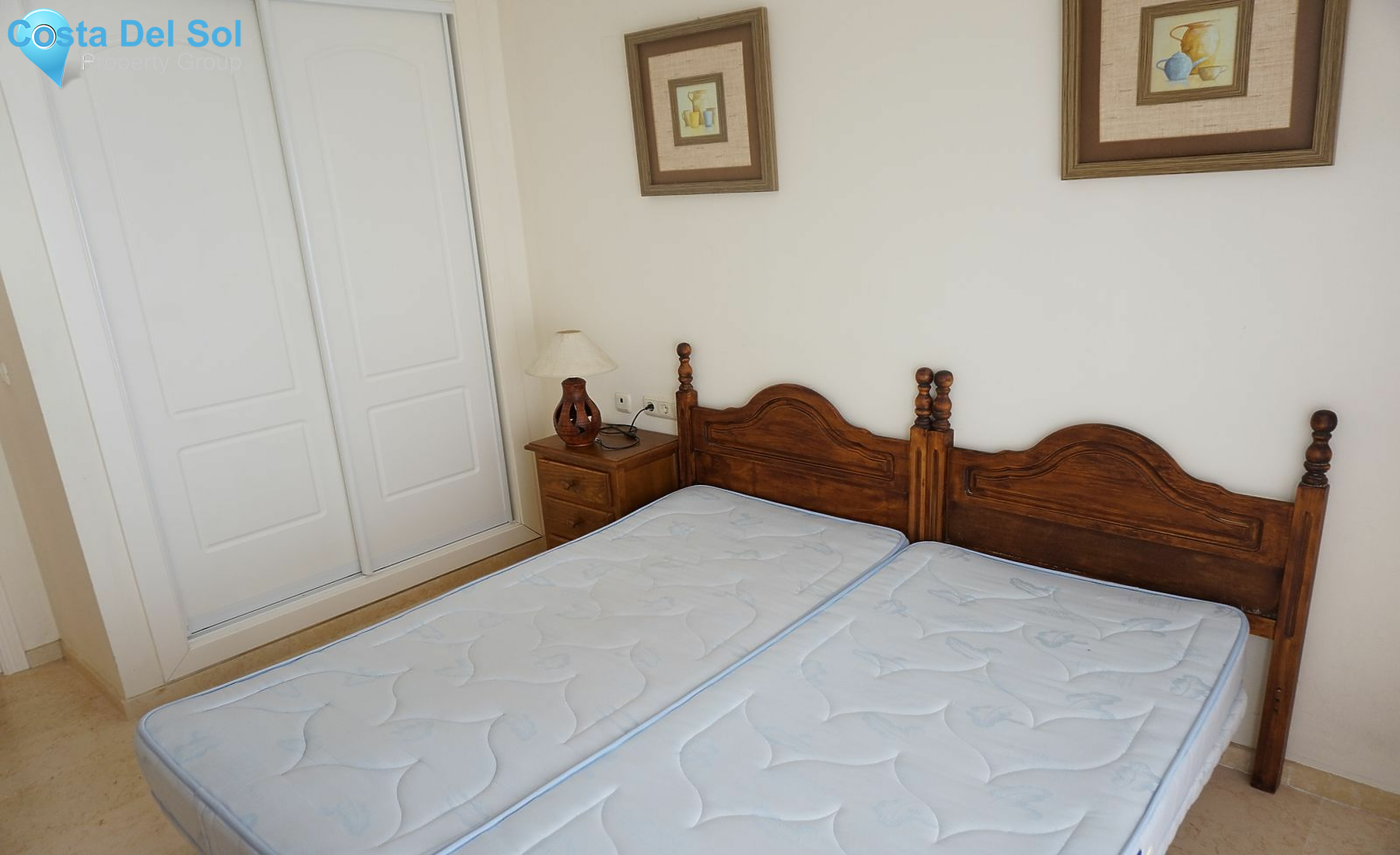 Middle Floor Apartment in Marbella-1495505