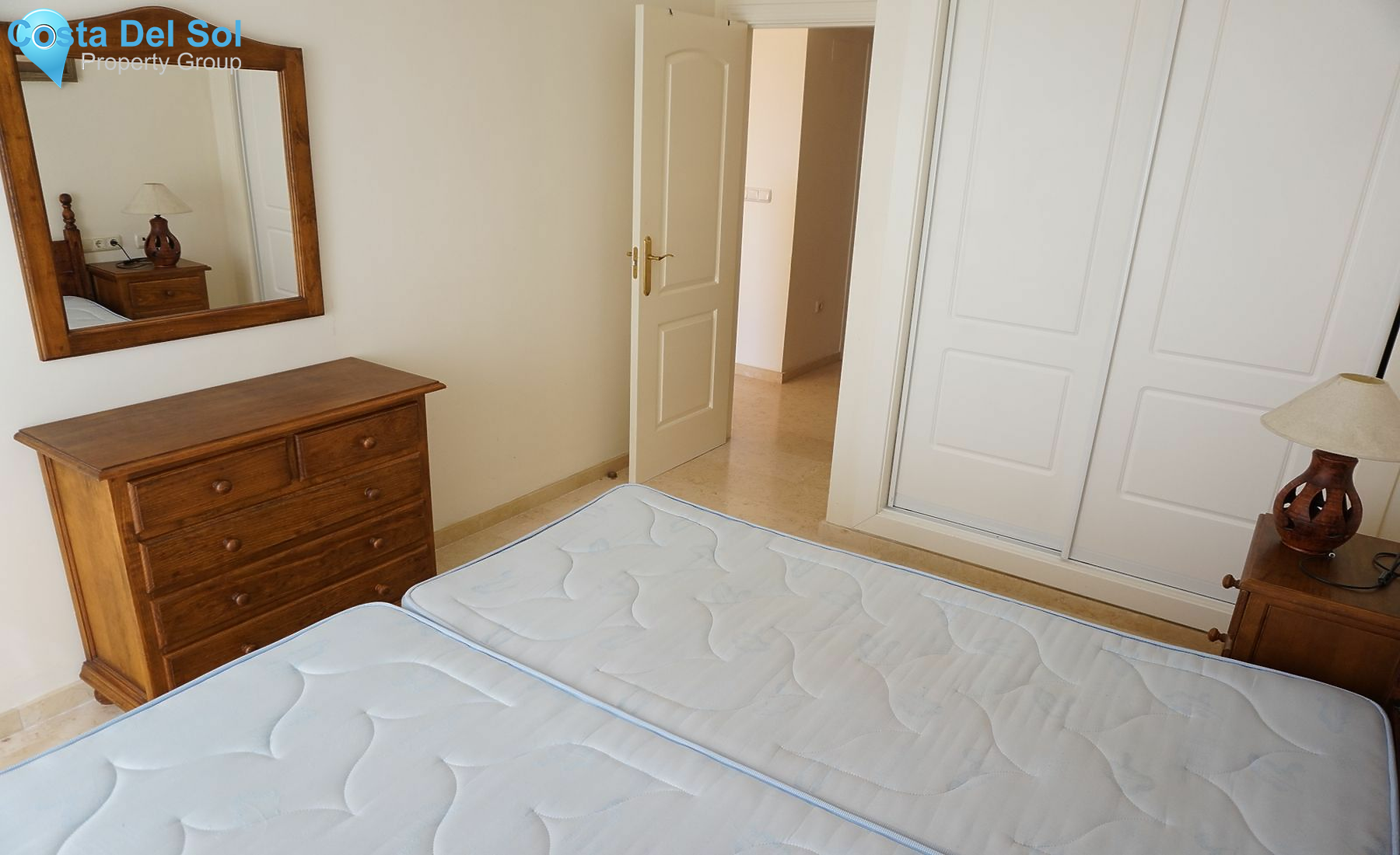 Middle Floor Apartment in Marbella-1495506