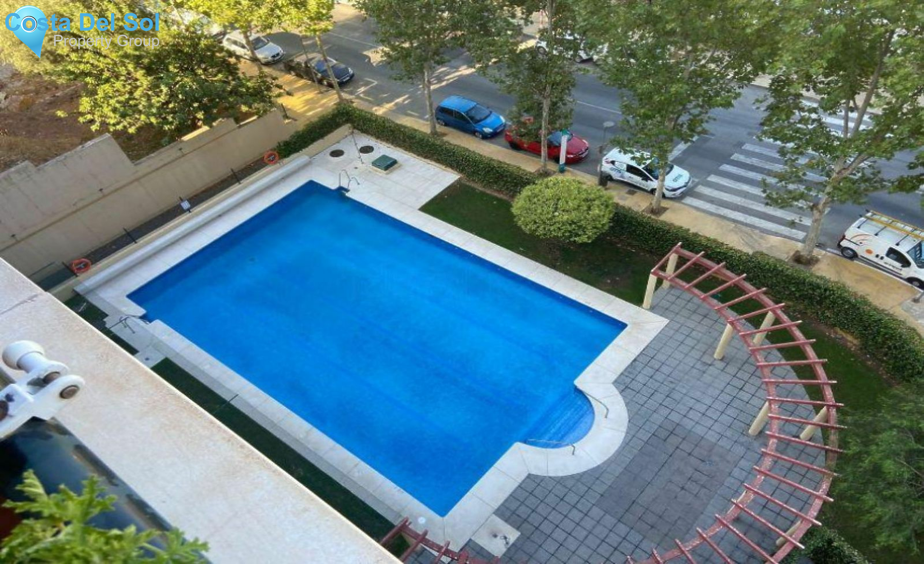 Middle Floor Apartment in Marbella-1520964