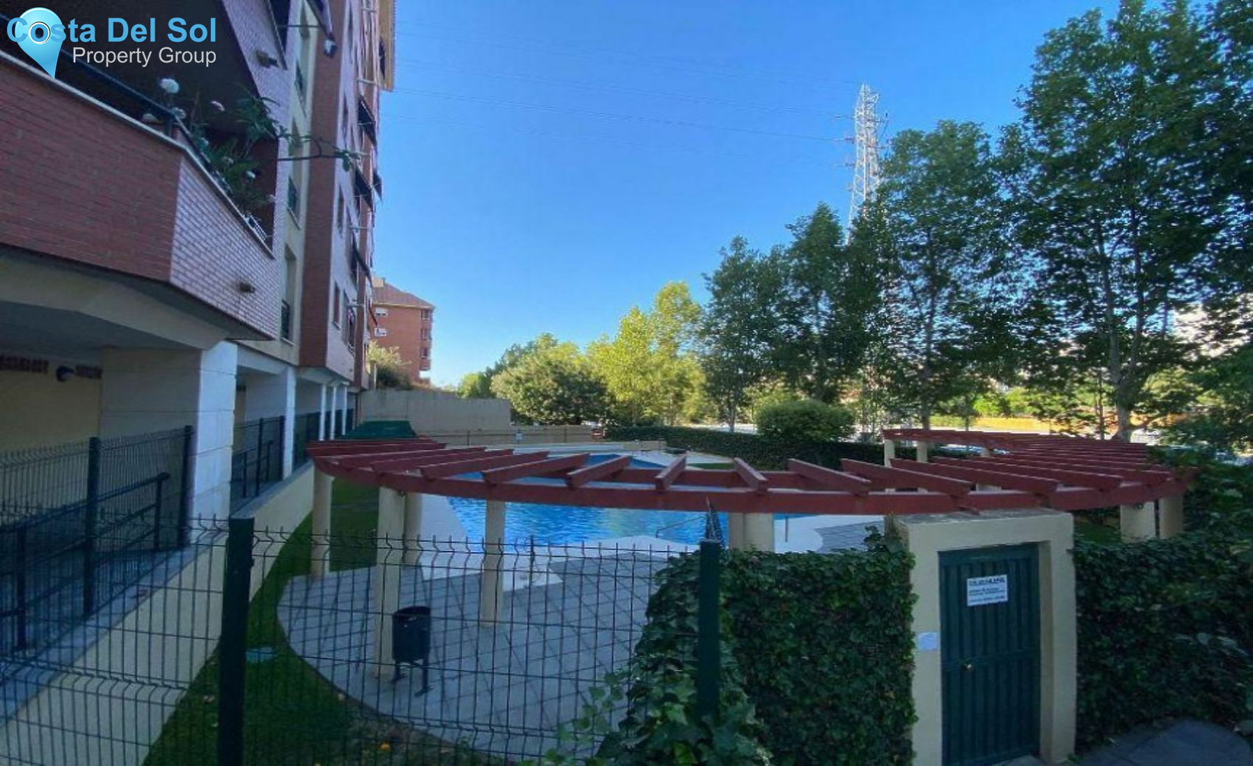 Middle Floor Apartment in Marbella-1520970