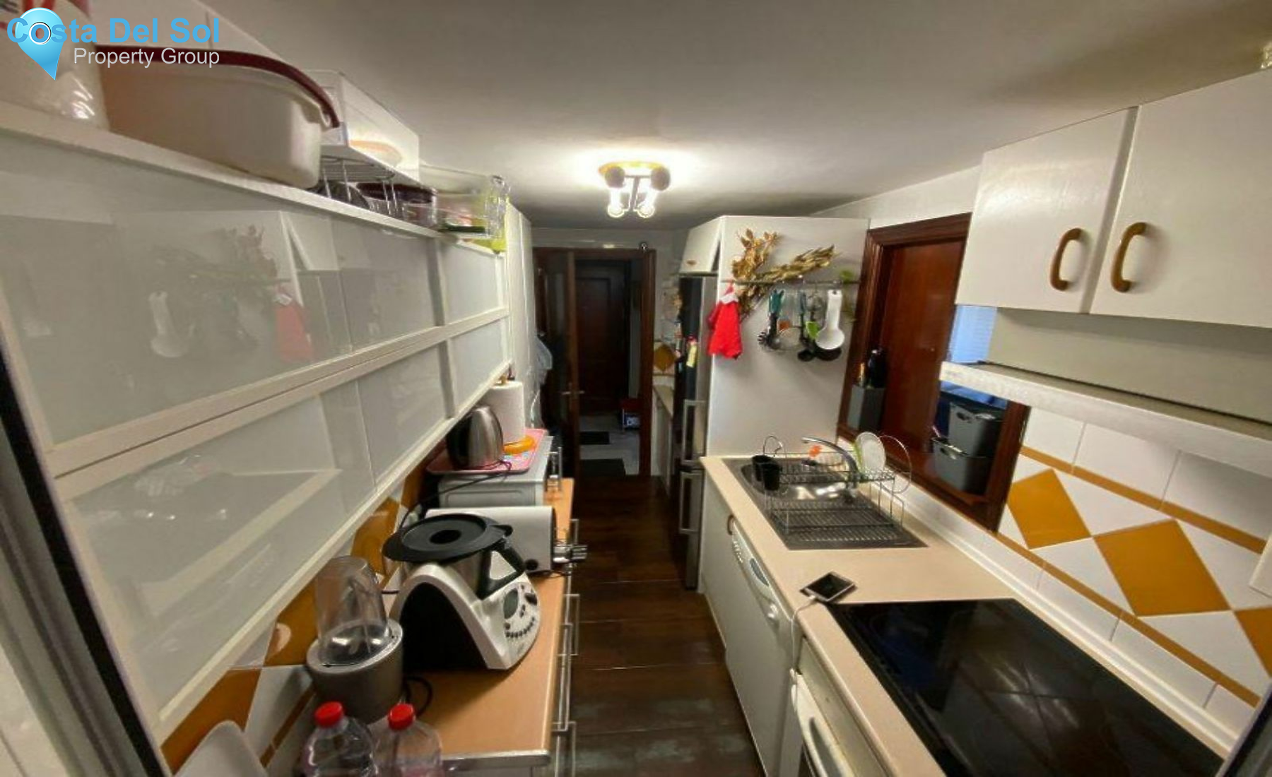 Middle Floor Apartment in Marbella-1520972